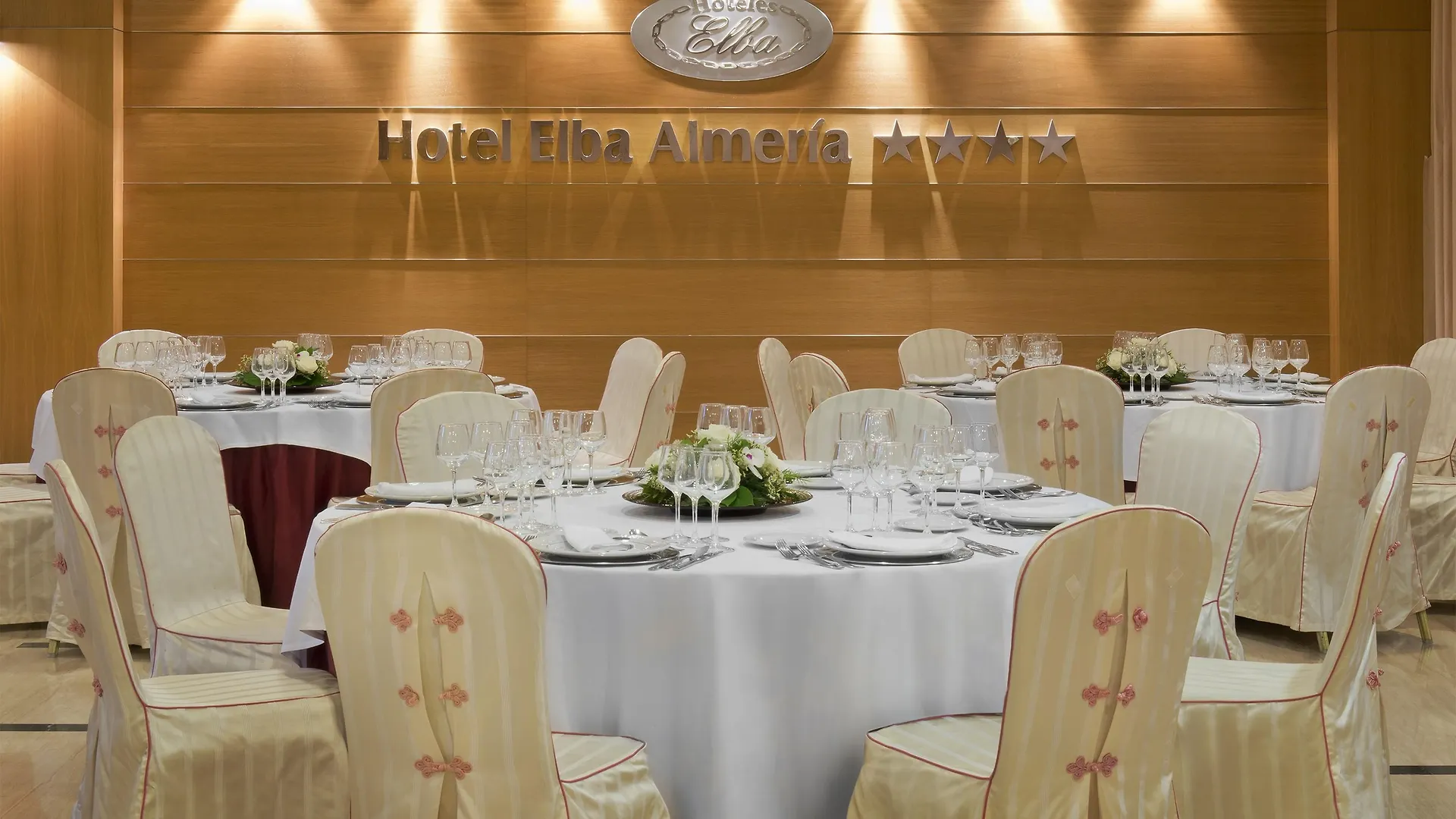 Elba Almeria Business & Convention Hotel 4*,